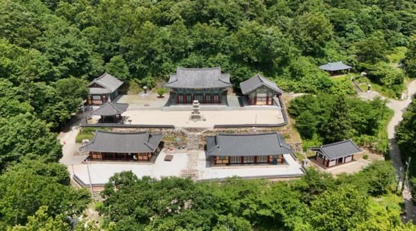 드론으로 쵤영한 금곡사 전경